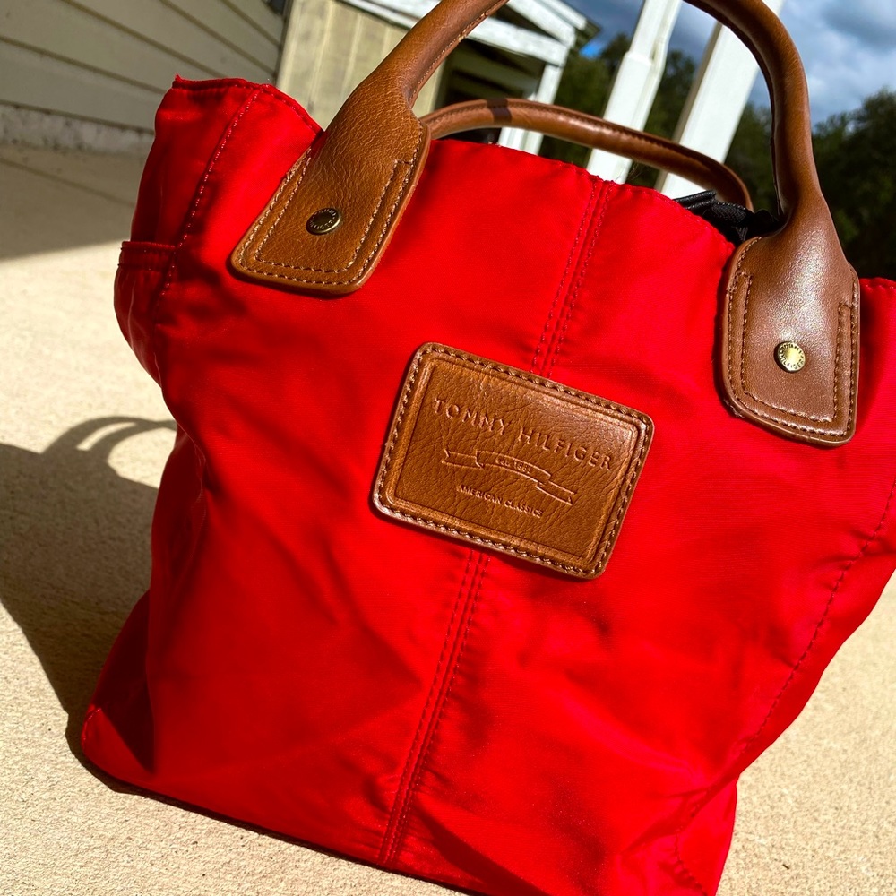 Tommy Hilfiger bag